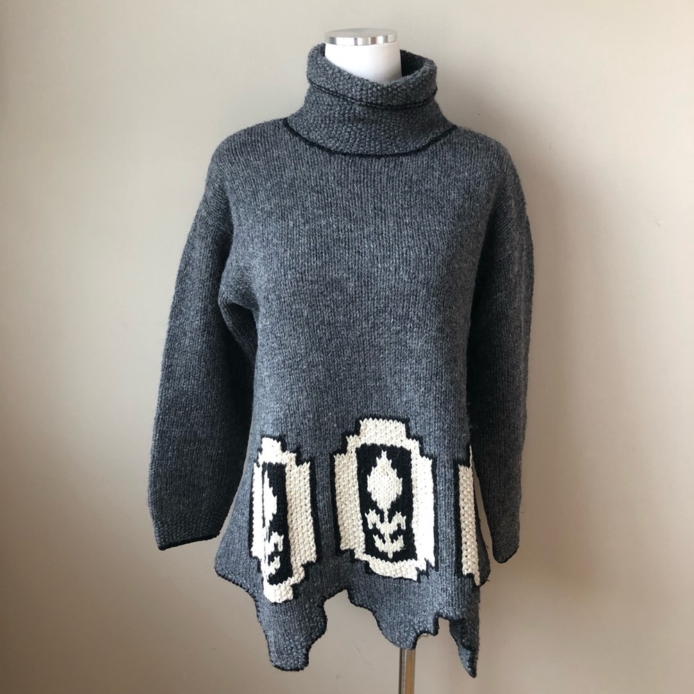 NILS Gray Turtleneck Sweater with White Accents